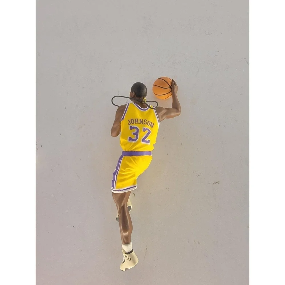 Hallmark Keepsake Magic Johnson Hoop Stars Ornament 1997 Lakers w/ Box